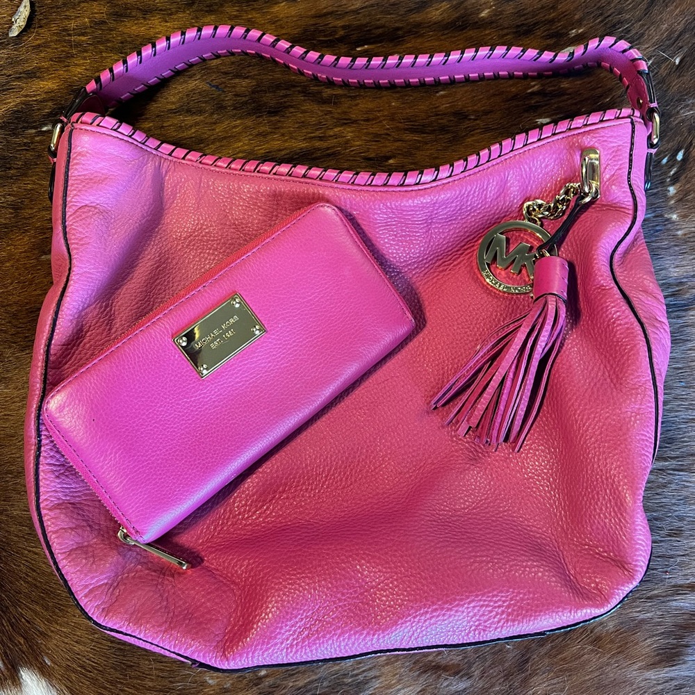 Michael Kors Leather Purse and Wallet
